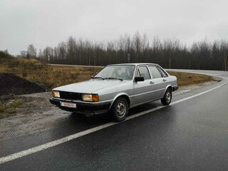 1981 Audi 80 III (B2), серебристый, 140000 рублей, вид 1
