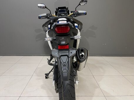 2024 Honda CRF 1100L Africa Twin, белый, 1990000 рублей, вид 4