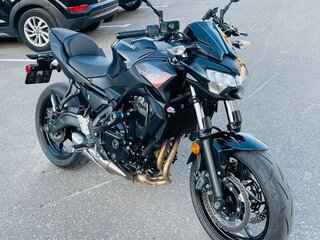2020 Kawasaki Z 650, чёрный, 650000 рублей, вид 1