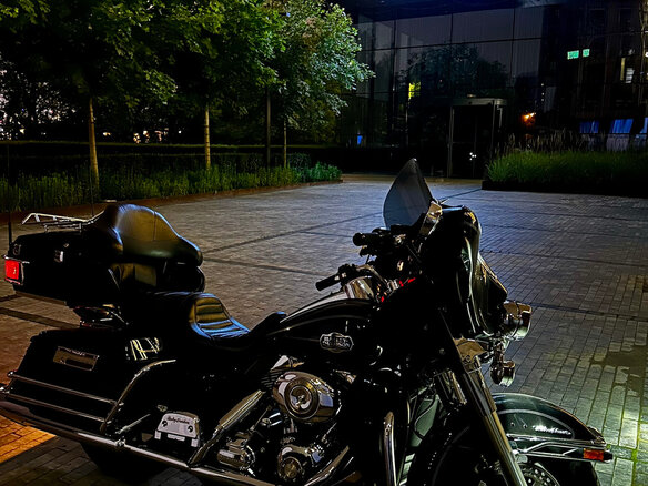 2008 Harley-Davidson Electra Glide, чёрный, 1000000 рублей - вид 2