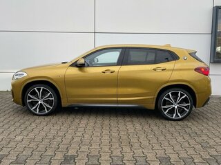 2020 BMW X2 xDrive20i I (F39), золотистый, 3700000 рублей, вид 3