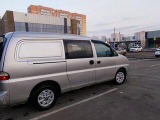 2006 Hyundai Starex I Рестайлинг 2, серебристый, 600000 рублей, вид 3
