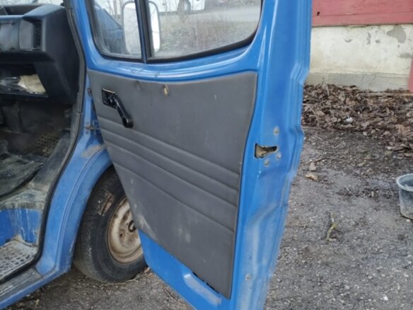 1986 Ford Transit, голубой, 225000 рублей - вид 4