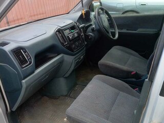 2000 Mitsubishi Dion I, серый, 430000 рублей, вид 5
