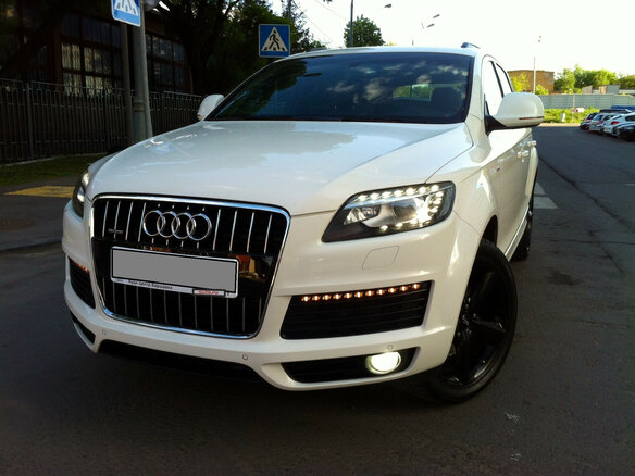 2009 Audi Q7 I (4L) Рестайлинг, белый - вид 1