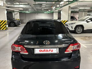 2010 Toyota Corolla X (E140, E150) Рестайлинг, чёрный, 800000 рублей, вид 3