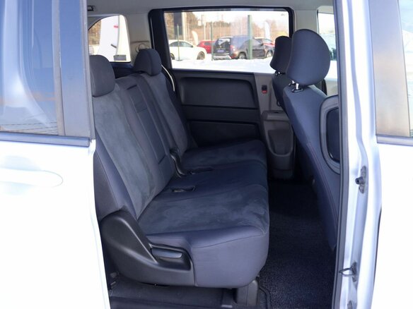 2008 Honda Freed I, серый, 1100000 рублей - вид 19
