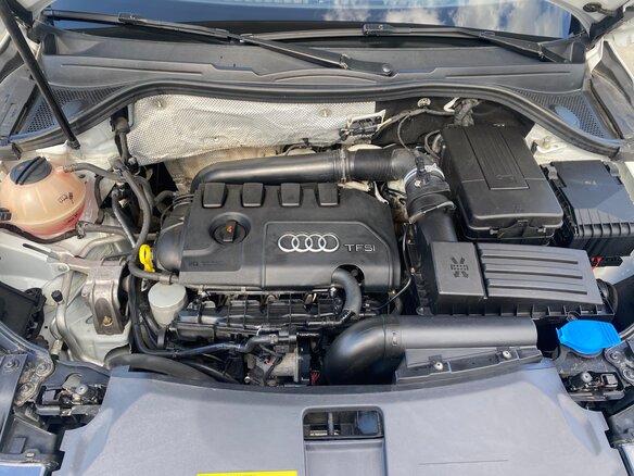 2013 Audi Q3 I (8U), белый, 1730000 рублей - вид 6