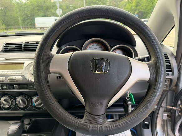 2005 Honda Fit I, серый - вид 23