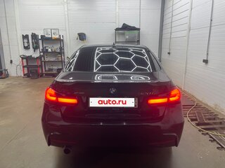 2015 BMW 3 серии 320i xDrive VI (F3x), чёрный, 2000000 рублей, вид 3