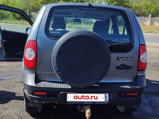 2017 Chevrolet Niva I Рестайлинг, серый, 570000 рублей, вид 3