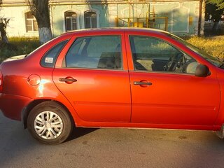 2006 Lada (ВАЗ) Kalina I, красный, 400000 рублей, вид 4