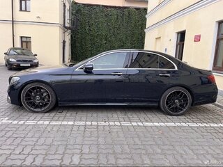 2018 Mercedes-Benz E-Класс 200 V (W213, S213, C238), зелёный, 2890000 рублей, вид 4
