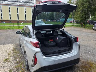 2017 Toyota Prius PHV ZVW52 Prime IV (XW50), серый, 2500000 рублей, вид 3