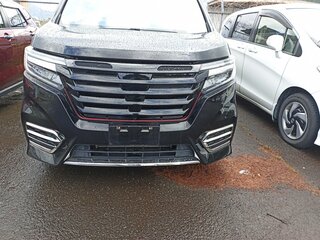 2017 Honda Stepwgn V Рестайлинг, чёрный, 2700000 рублей, вид 4