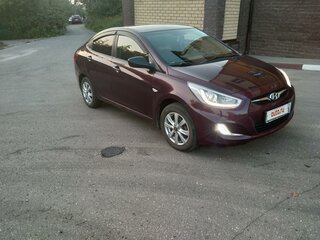 2012 Hyundai Solaris I, фиолетовый, 800000 рублей, вид 3