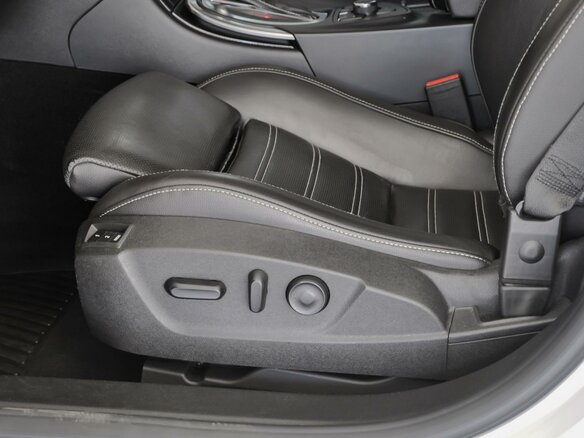 2012 Opel Insignia OPC I, белый - вид 13