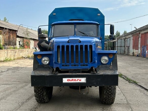 2008 Урал 3255, синий, 1350000 рублей