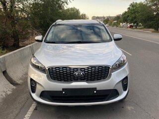 2018 Kia Sorento 8-speed III Prime Рестайлинг, серебристый, 2589000 рублей, вид 1