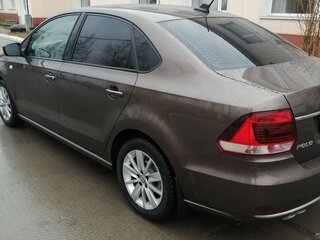 2017 Volkswagen Polo V Рестайлинг, коричневый, 1100000 рублей, вид 5