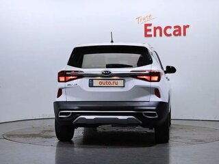 2021 Kia Seltos I, белый, 1680000 рублей, вид 4