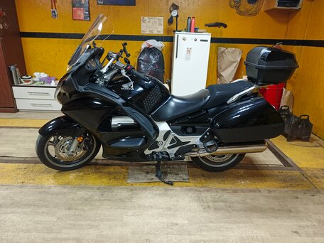 2012 Honda ST 1300, чёрный, 800000 рублей, вид 4