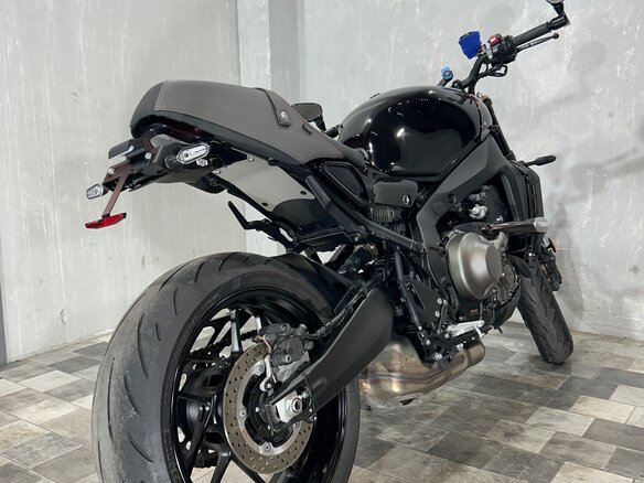 2022 Yamaha XSR900, чёрный, 995000 рублей - вид 6