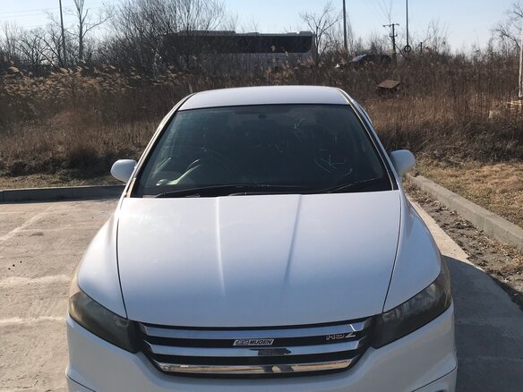 2011 Honda Stream II Рестайлинг, белый, 800000 рублей - вид 3