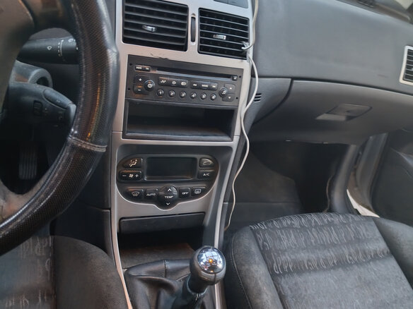 2004 Peugeot 307 I, серебристый, 430000 рублей - вид 14