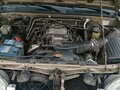 2002 Isuzu Axiom, серый - вид 4