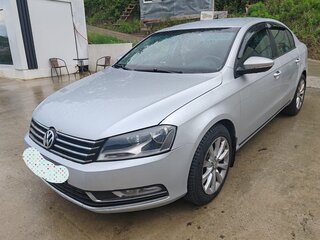 2012 Volkswagen Passat B7, серебристый, 900000 рублей, вид 4
