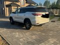2021 Toyota Fortuner II Рестайлинг, белый, 4299000 рублей - вид 6