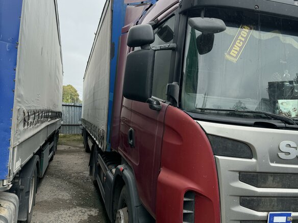 2011 Scania G-series, красный, 3299000 рублей