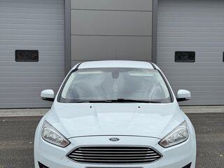 2017 Ford Focus III Рестайлинг, белый, 1270000 рублей, вид 2