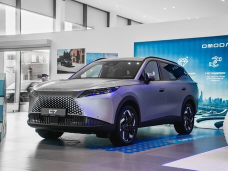 Omoda C7