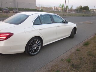 2018 Mercedes-Benz E-Класс 400 d V (W213, S213, C238), белый, 3150000 рублей, вид 4