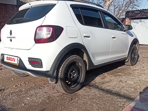 2020 Renault Sandero Stepway II Рестайлинг, белый, 945000 рублей - вид 7