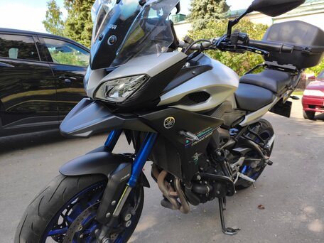 2016 Yamaha MT-09 Tracer (FJ-09), серый, 780000 рублей, вид 1