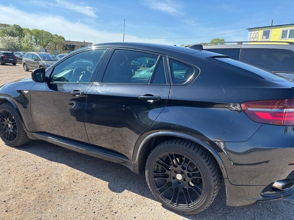 2010 BMW X6 35d I (E71), чёрный, 2100000 рублей - вид 3