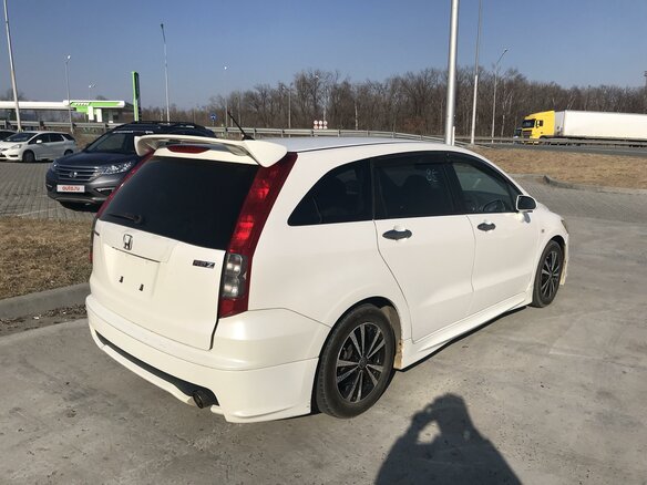 2011 Honda Stream II Рестайлинг, белый, 800000 рублей - вид 9