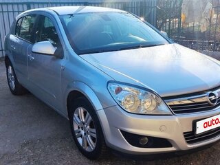 2010 Opel Astra H Рестайлинг, серебристый, 900000 рублей, вид 1