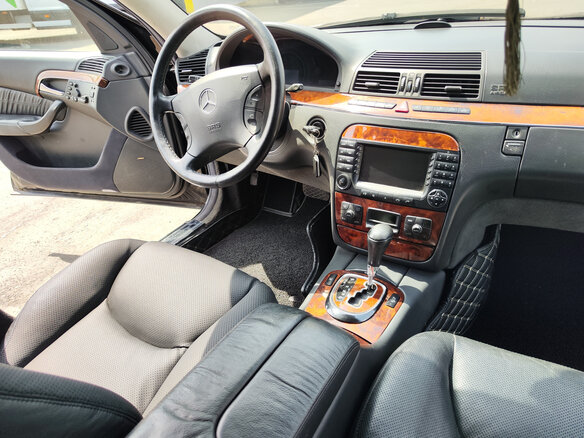 2004 Mercedes-Benz S-Класс 350 Long IV (W220) Рестайлинг, чёрный, 1200000 рублей - вид 8