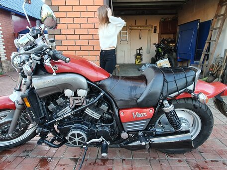 1989 Yamaha V-Max 1200, красный, 390000 рублей, вид 5