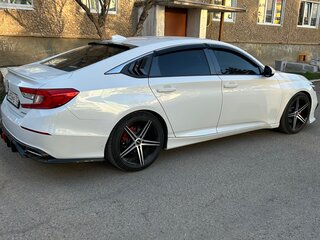2018 Honda Accord X, белый, 2000000 рублей, вид 3