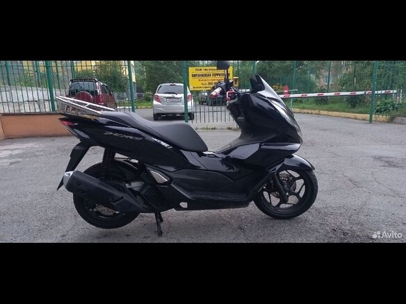 2021 Honda PCX 160, чёрный, 360000 рублей - вид 6
