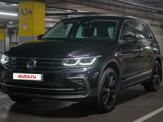2021 Volkswagen Tiguan II Рестайлинг, чёрный, 2600000 рублей, вид 2