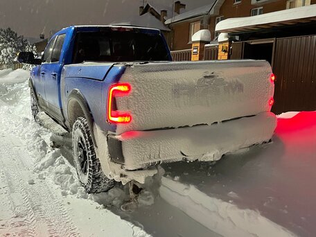 2021 RAM 2500, синий, 8500000 рублей, вид 2