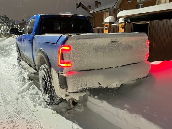 2021 RAM 2500, синий, 8500000 рублей - вид 1