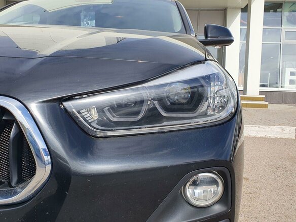 2018 BMW X2 sDrive18i I (F39), чёрный - вид 16