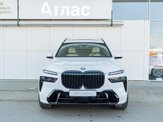 2023 BMW X7 40d I (G07) Рестайлинг, белый, 12990000 рублей, вид 3